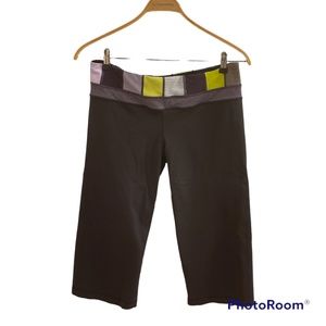 Lululemon capri leggings size 10-12